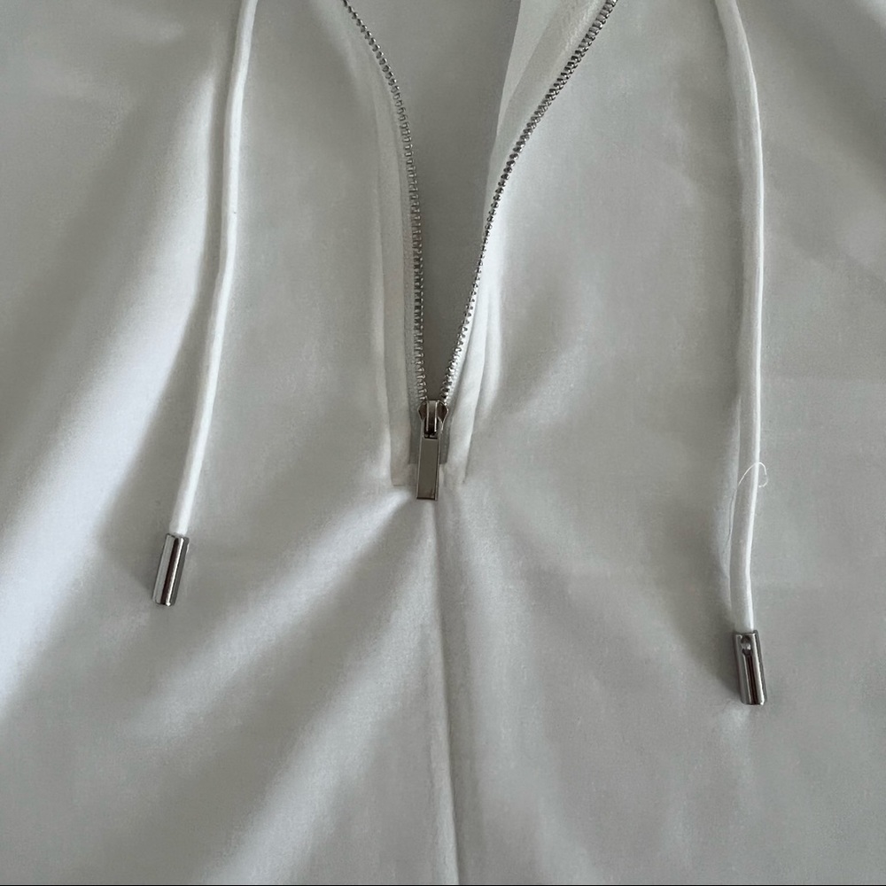 Elie Tahari quarter zip crop hoodie XL - Picture 5 of 5